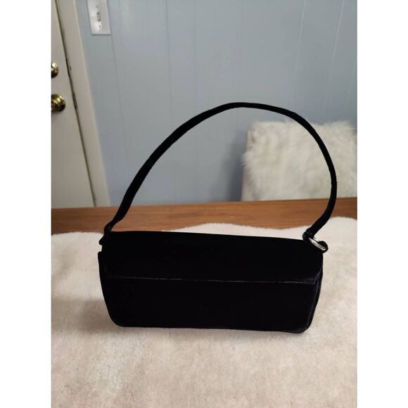 Nordstrom's Basic Black Velvet Clutch with Magnetic Closure, NWOT - Picture 2 of 7